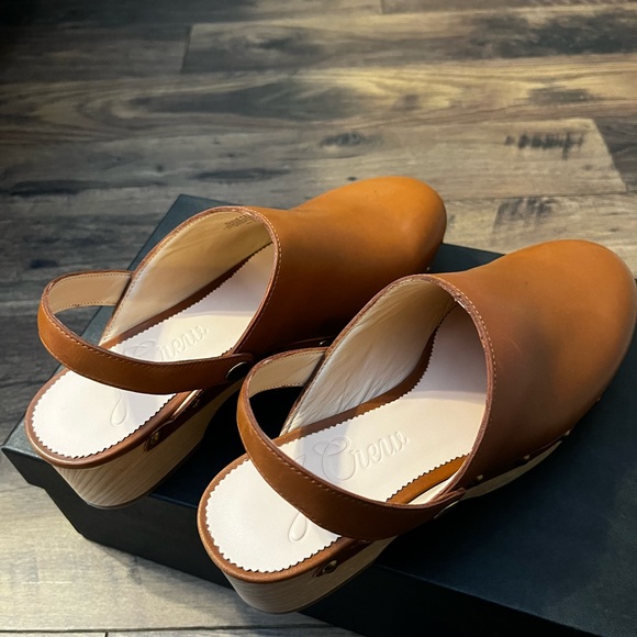J Crew Clogs - Picture 2 of 5
